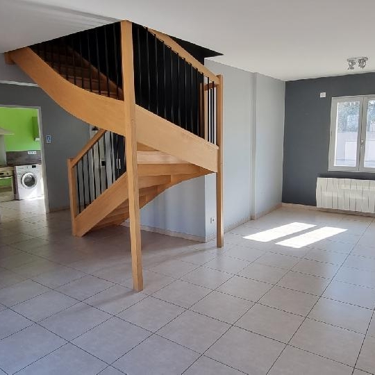  BIEN CHEZ VOUS : Maison / Villa | PONT-SUR-YONNE (89140) | 115 m2 | 900 € 