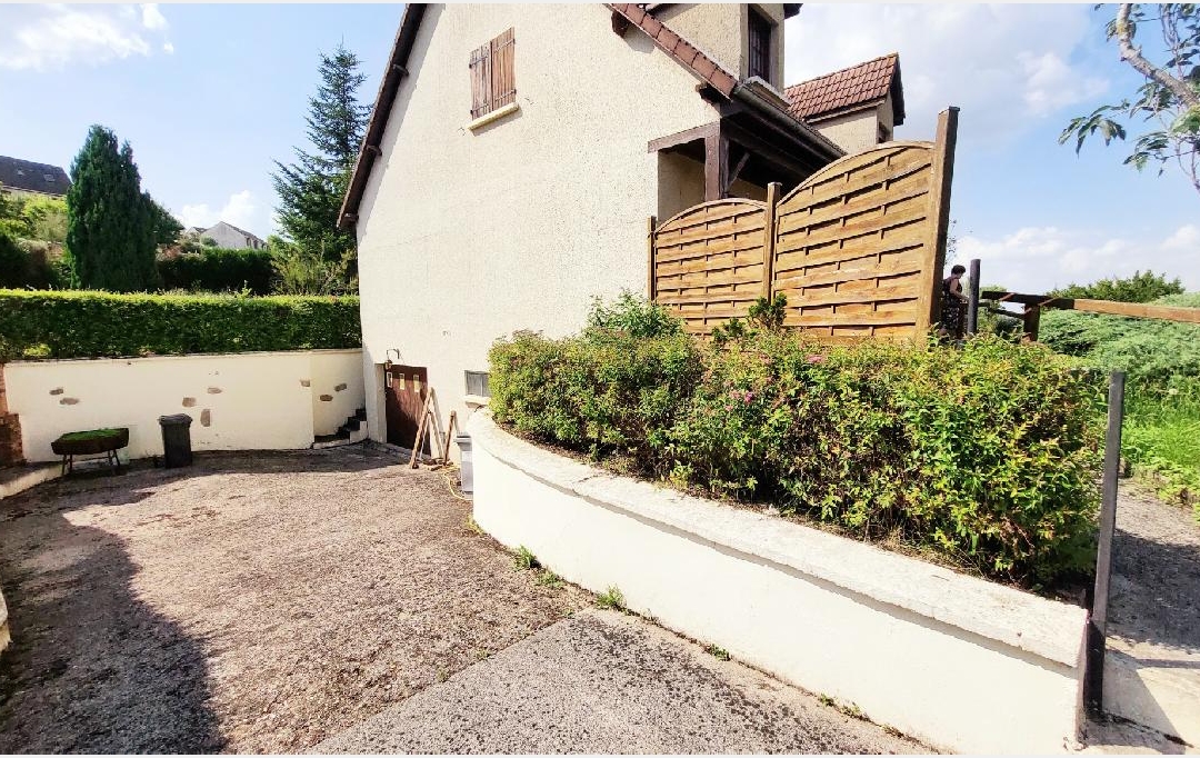 BIEN CHEZ VOUS : Maison / Villa | PONT-SUR-YONNE (89140) | 120 m2 | 230 000 € 