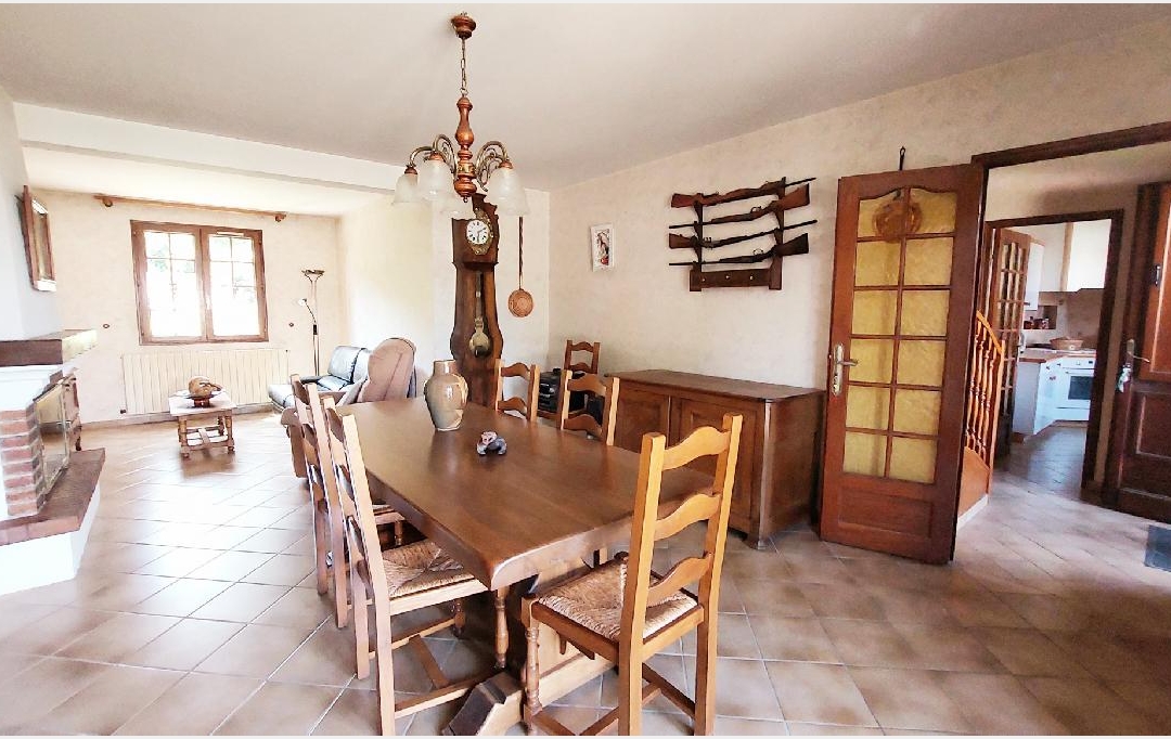 BIEN CHEZ VOUS : Maison / Villa | PONT-SUR-YONNE (89140) | 120 m2 | 230 000 € 