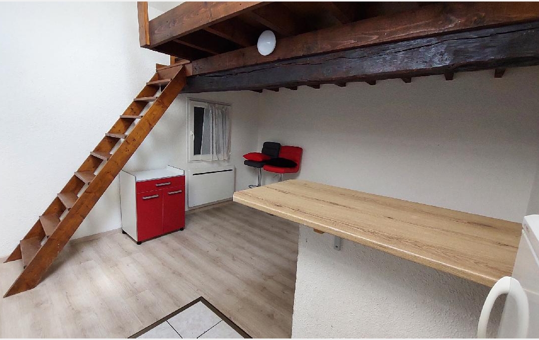 BIEN CHEZ VOUS : Immeuble | SENS (89100) | 90 m2 | 145 000 € 