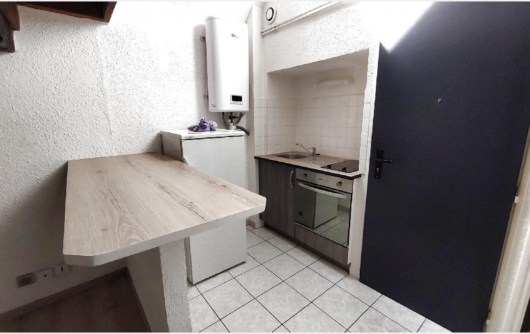 BIEN CHEZ VOUS : Immeuble | SENS (89100) | 90 m2 | 145 000 € 